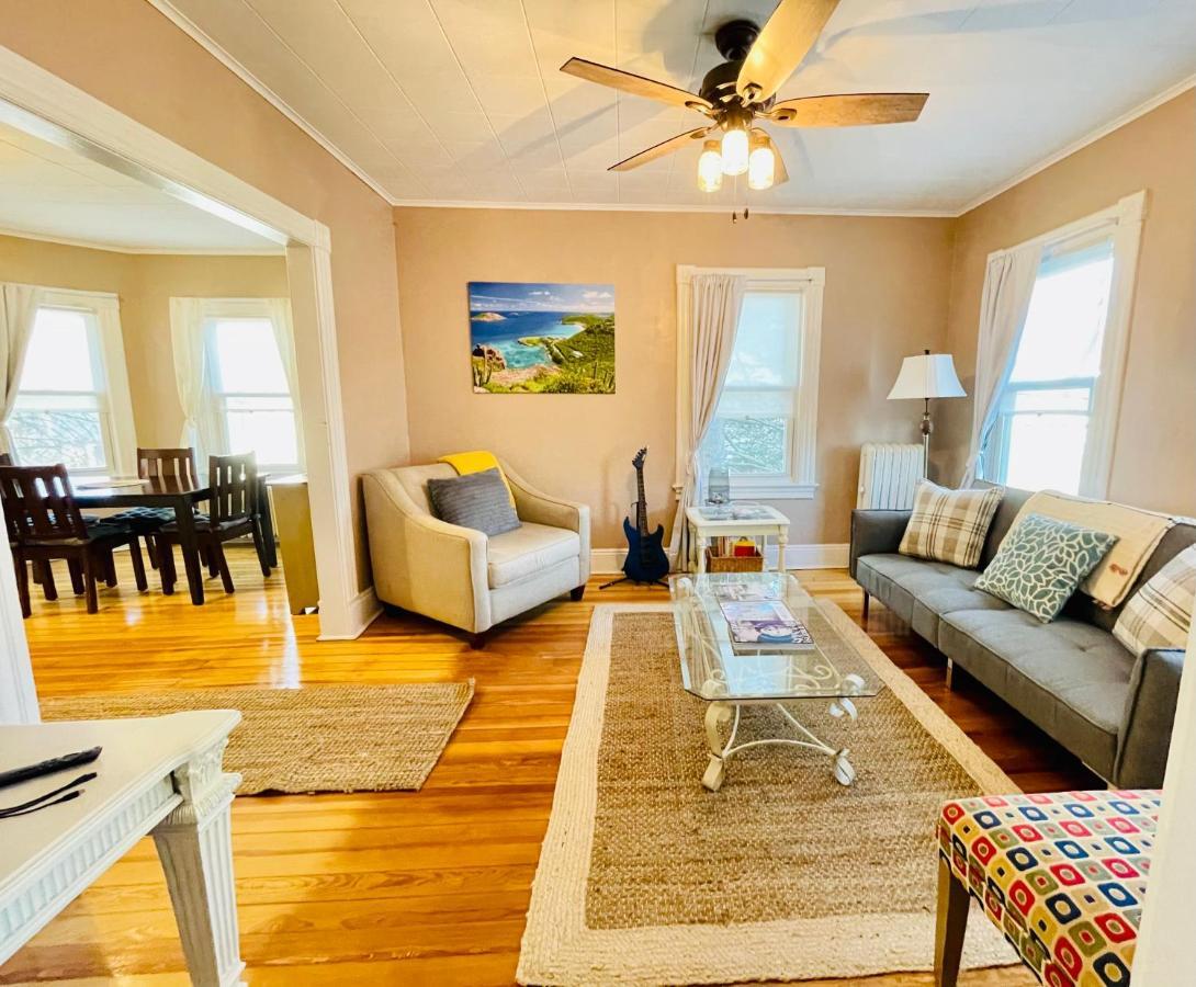 Delightful 2Br Apartment With Balcony - 15 Min From Mohegan Sun- Foxwoods Casinos & Mystic New London Luaran gambar