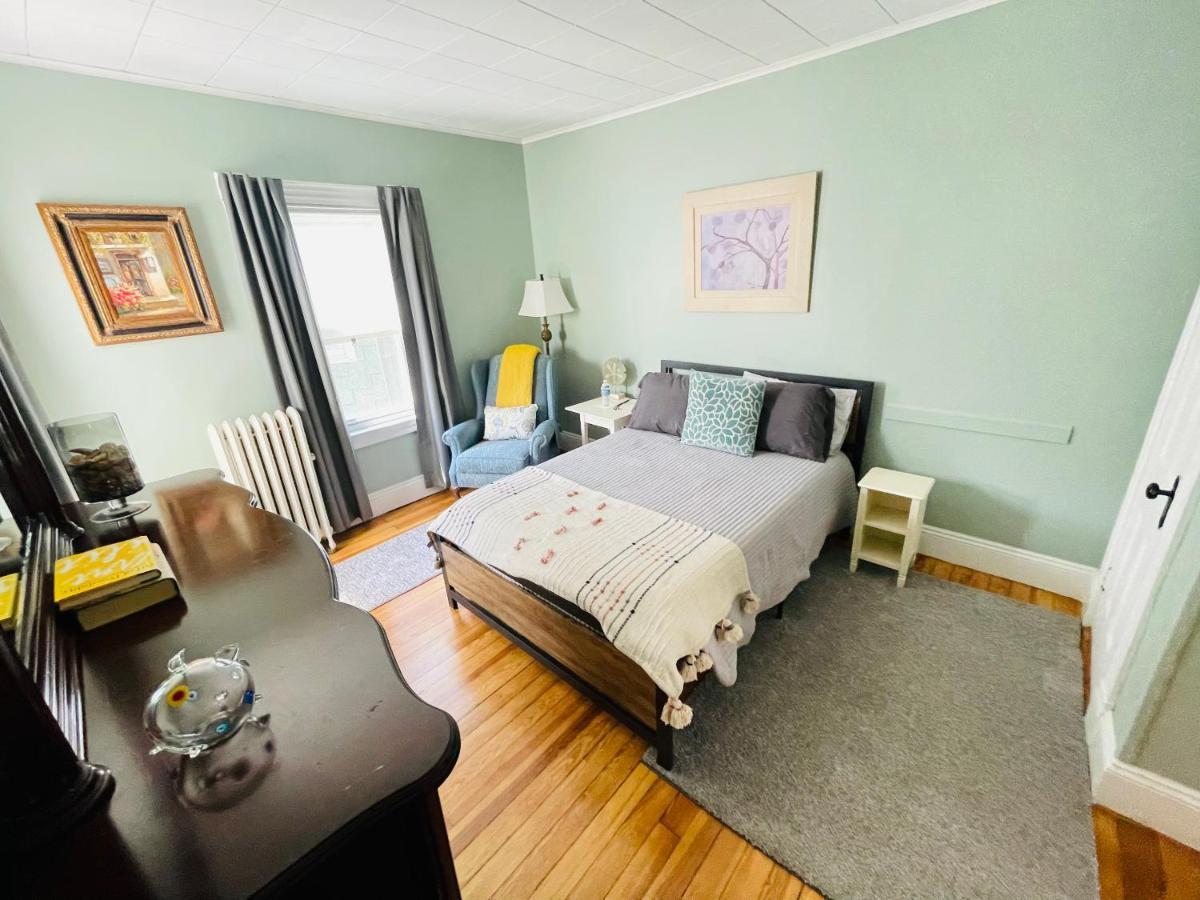 Delightful 2Br Apartment With Balcony - 15 Min From Mohegan Sun- Foxwoods Casinos & Mystic New London Luaran gambar